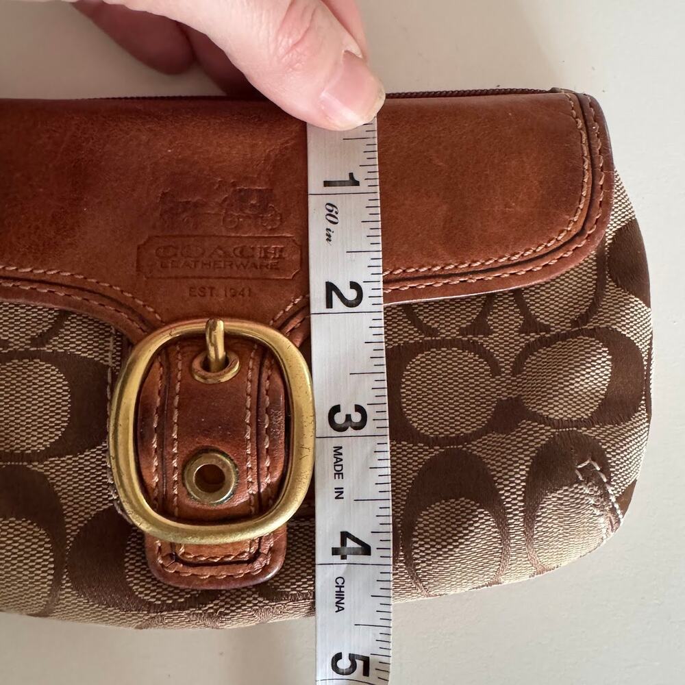 Coach Signature Jacquard Bleecker Buckle Wristlet Brown Leather Clutch Vtg Y2K - Picture 9 of 9